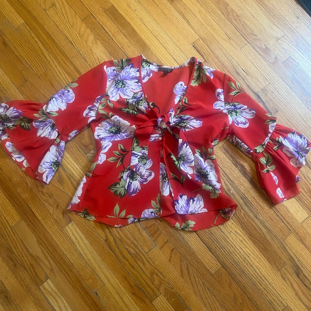 Top shop floral butterfly sleeve top size 6